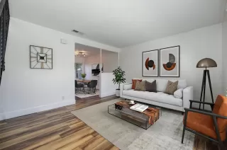 Photo #1: 224061335 Listing