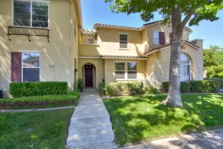 Photo #1: 224061376 Listing