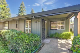 Photo #2: 224061786 Listing