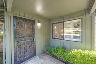 Photo #3: 224061786 Listing