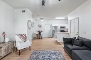 Photo #6: 224061815 Listing 