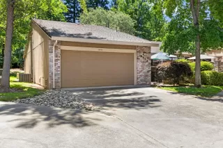 Photo #1: 224061822 Listing