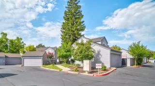 Photo #2: 224062326 Listing 