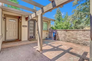 Photo #2: 224063358 Listing 