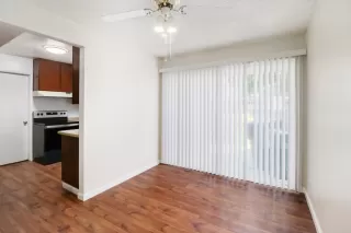 Photo #6: 224064200 Listing