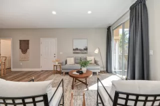 Photo #5: 224065110 Listing