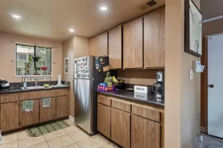 Photo #6: 224065143 Listing