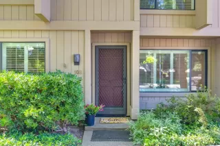 Photo #2: 224065522 Listing 