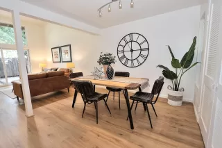 Photo #3: 224066745 Listing 