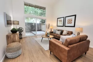 Photo #5: 224066745 Listing 