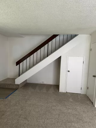 Photo #2: 224067595 Listing