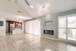 Photo #6: 224068393 Listing 