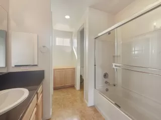 Photo #4: 224068620 Listing 