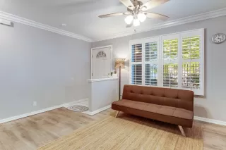 Photo #5: 224068621 Listing 