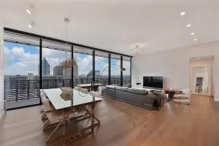 Photo #4: 224068647 Listing 