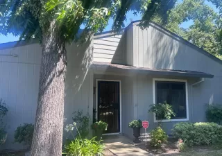 Photo #2: 224068768 Listing