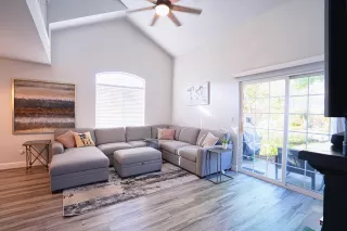 Photo #2: 224069015 Listing