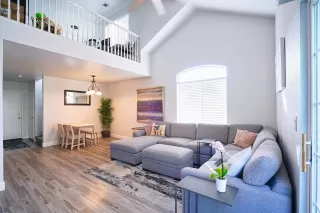 Photo #3: 224069015 Listing