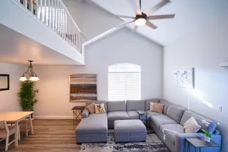 Photo #6: 224069015 Listing