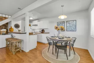 Photo #5: 224069080 Listing 