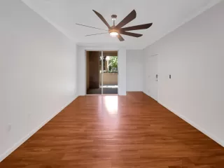 Photo #2: 224069608 Listing