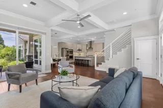 Photo #1: 224069897 Listing