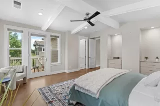 Photo #6: 224069897 Listing