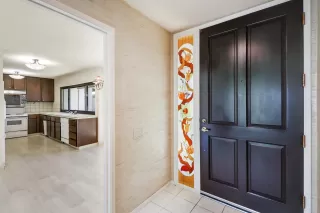 Photo #5: 224069981 Listing