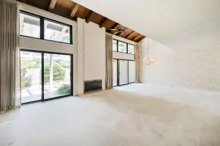 Photo #6: 224069981 Listing