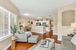 Photo #6: 224070177 Listing