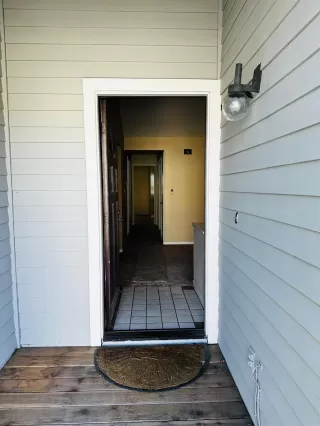 Photo #4: 224070507 Listing