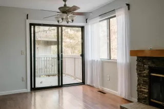 Photo #3: 224070565 Listing