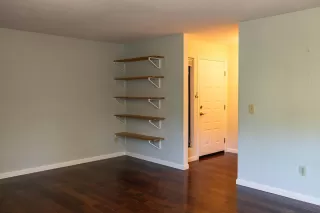 Photo #4: 224070565 Listing