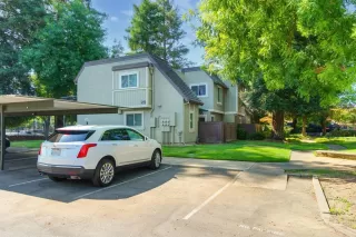 Photo #6: 224070883 Listing