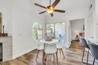 Photo #6: 224071320 Listing