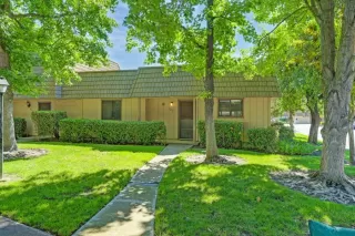 Photo #3: 224071443 Listing