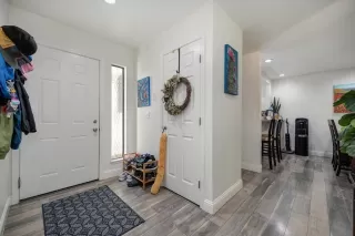 Photo #6: 224071563 Listing