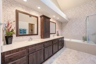 Photo #4: 224072194 Listing