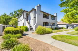 Photo #1: 224072943 Listing