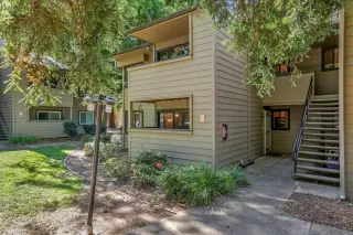 Photo #4: 224073792 Listing 