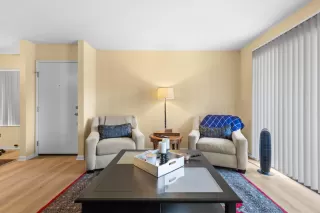 Photo #4: 224073986 Listing