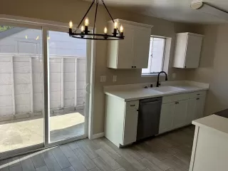 Photo #3: 224074124 Listing