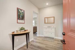 Photo #4: 224074462 Listing 