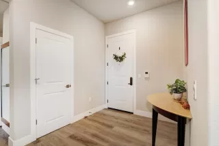 Photo #5: 224074462 Listing 