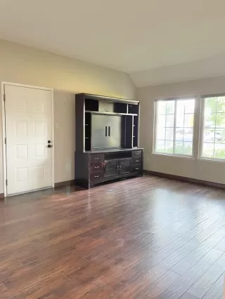 Photo #1: 224074518 Listing