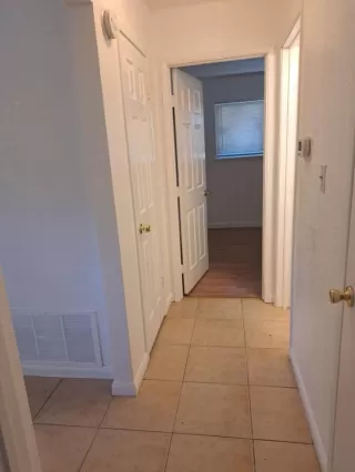 Photo #3: 224074593 Listing