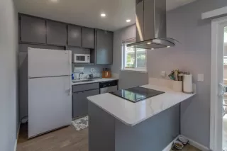 Photo #3: 224074831 Listing 