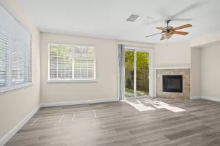 Photo #1: 224075160 Listing
