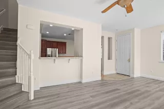 Photo #4: 224075160 Listing