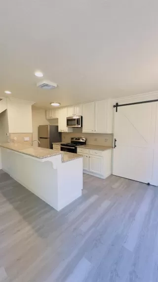 Photo #6: 224075256 Listing